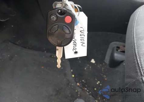 2011 Ford Fusion Hybrid из США, поврежденный, VIN 3FADP0L31BR277350